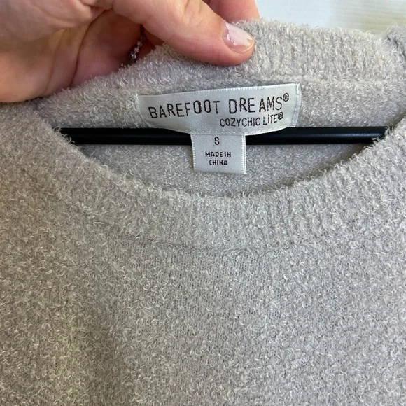 Barefoot Dreams Cozychic Lite Raglan Pullover Sweater Grey ivory Size Small NWOT - Picture 7 of 7